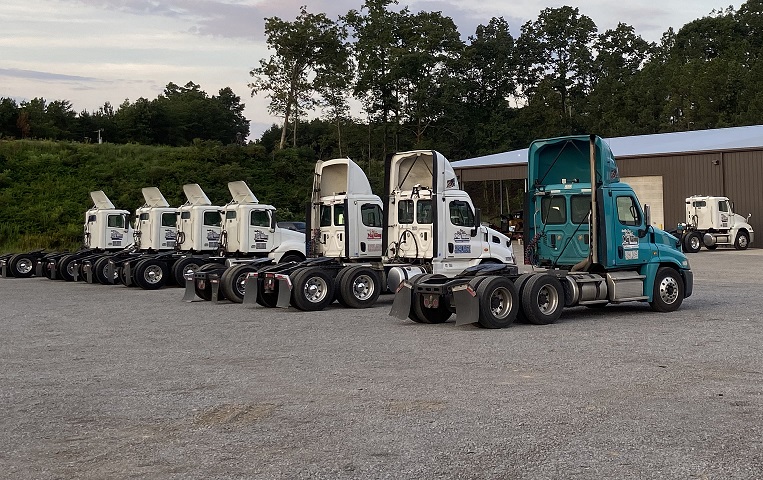 <h3 style="text-align:center"><b> COMPANY POSITIONS AVAILABLE </b></h3> <p style="text-align:center">Home Daily Runs to TN, AL, GA, MS! </p> <p style="text-align:center">Call 256-775-1313 for details.</p> <ul></ul>